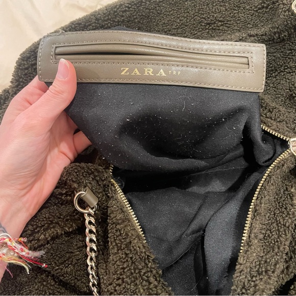 Zara Brown Sherpa Bucket/Tote Bag - Picture 4 of 8
